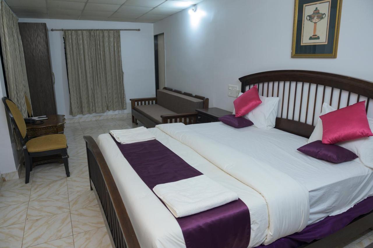 Shoolin Resorts Manipal Bagian luar foto
